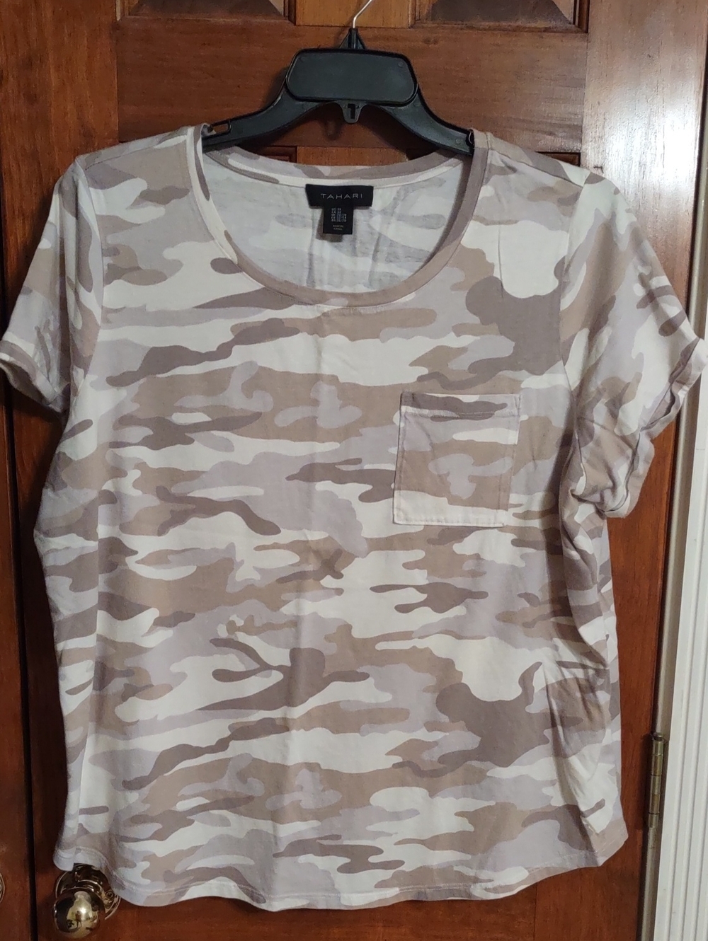 Tahari Beige & Cream Camo Short Sleeve Pocket Tee